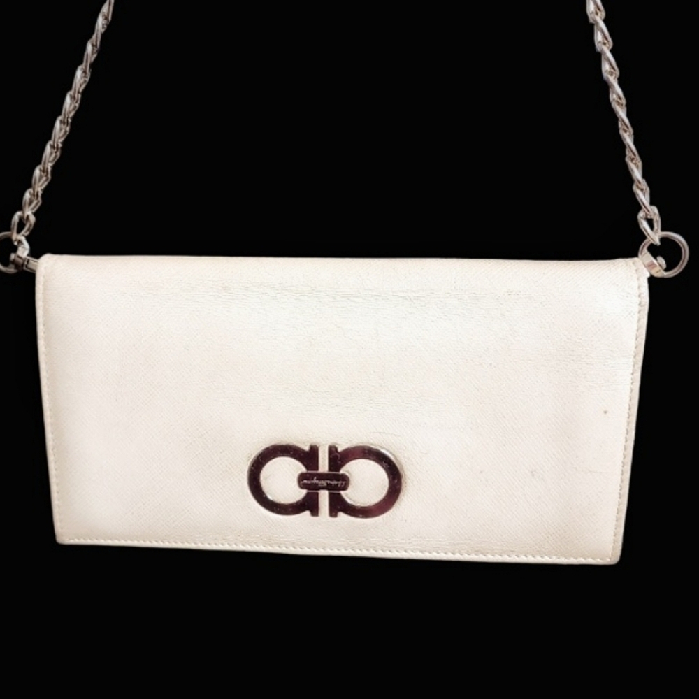 Vintage Salvatore Ferragamo Cream White Leather Wallet